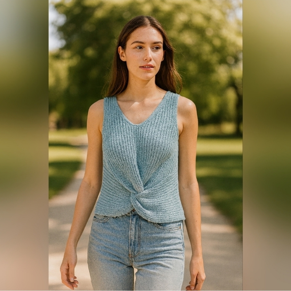 Greige Stylish Blue Twist-Front Tank Top